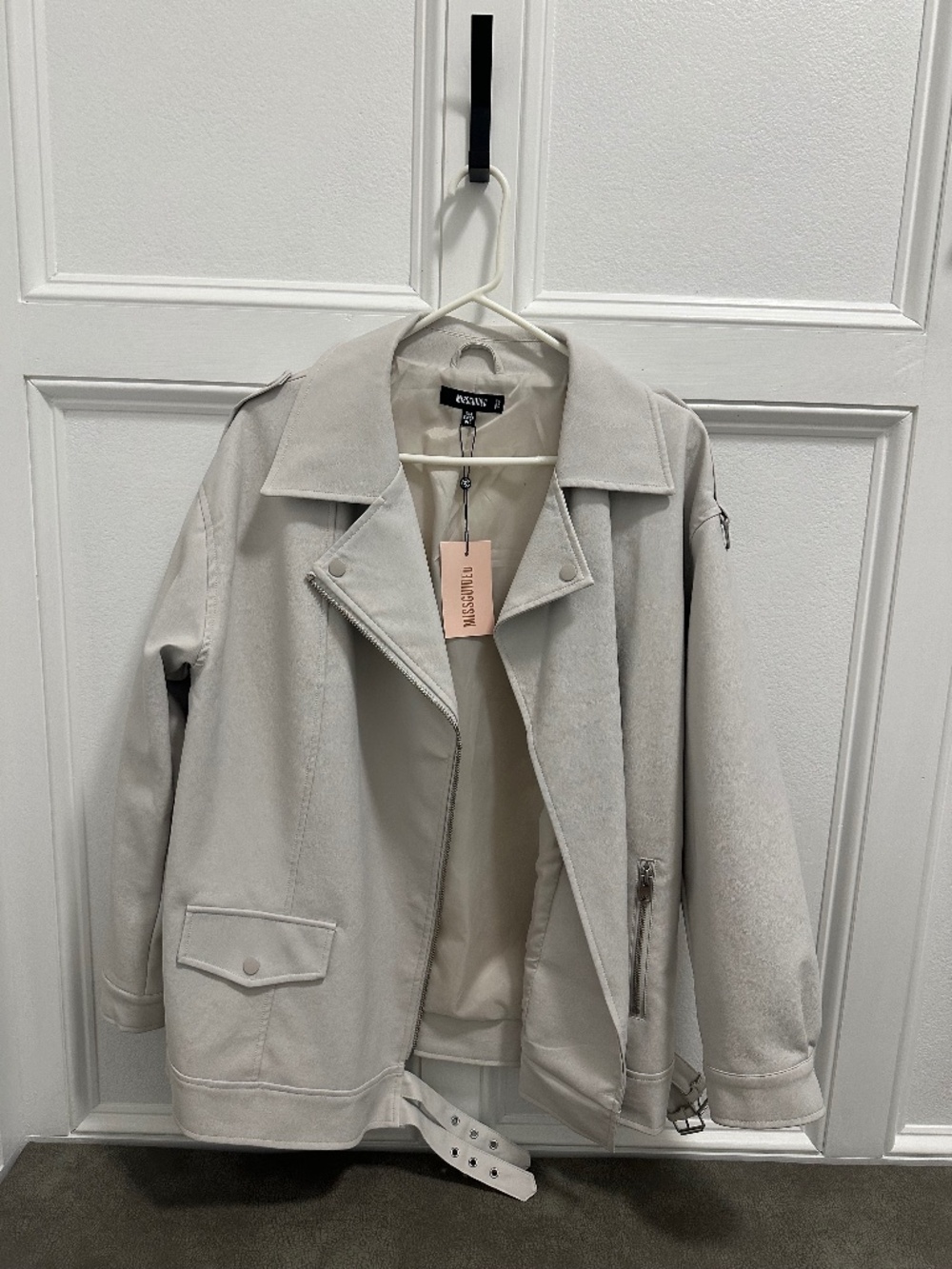 NWT Missguided Cream Faux Leather Oversized Vintage Biker Jacket (Size US 0)